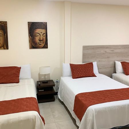 Hotel Las Mercedes Airport-Quito Tababela Exterior photo